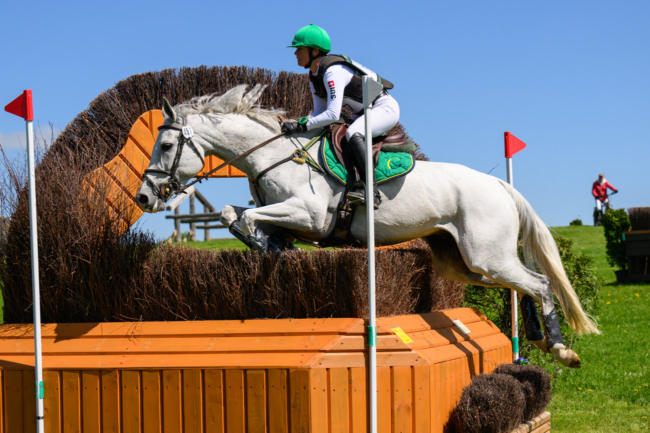 Na hipodromie w Morawie koło Strzegomia w kwietniu rozpoczyna się kolejny sezon jeździecki [FOTO] 